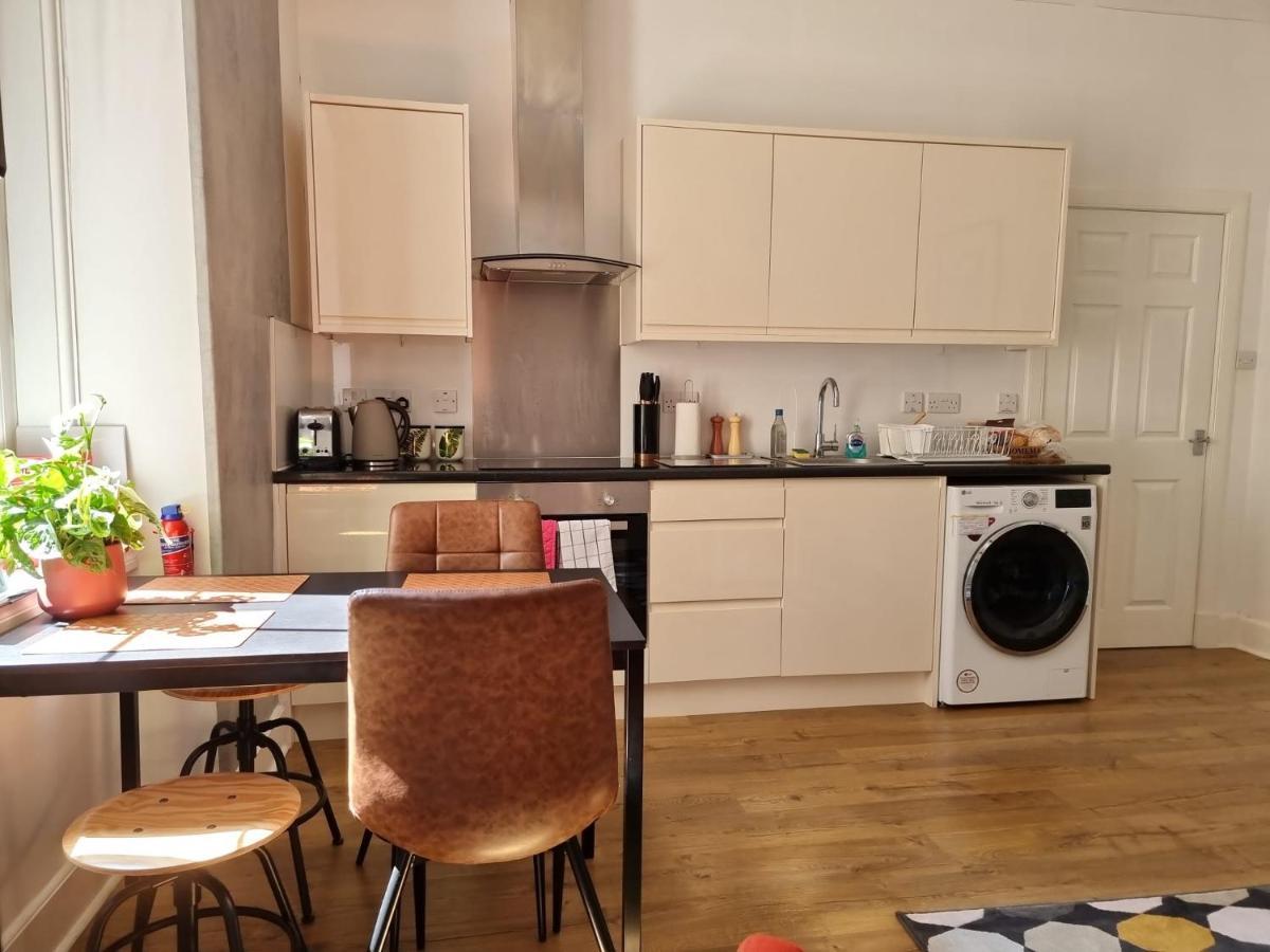 Charming Victorian Apartment, Close To Centre Inverness Ngoại thất bức ảnh